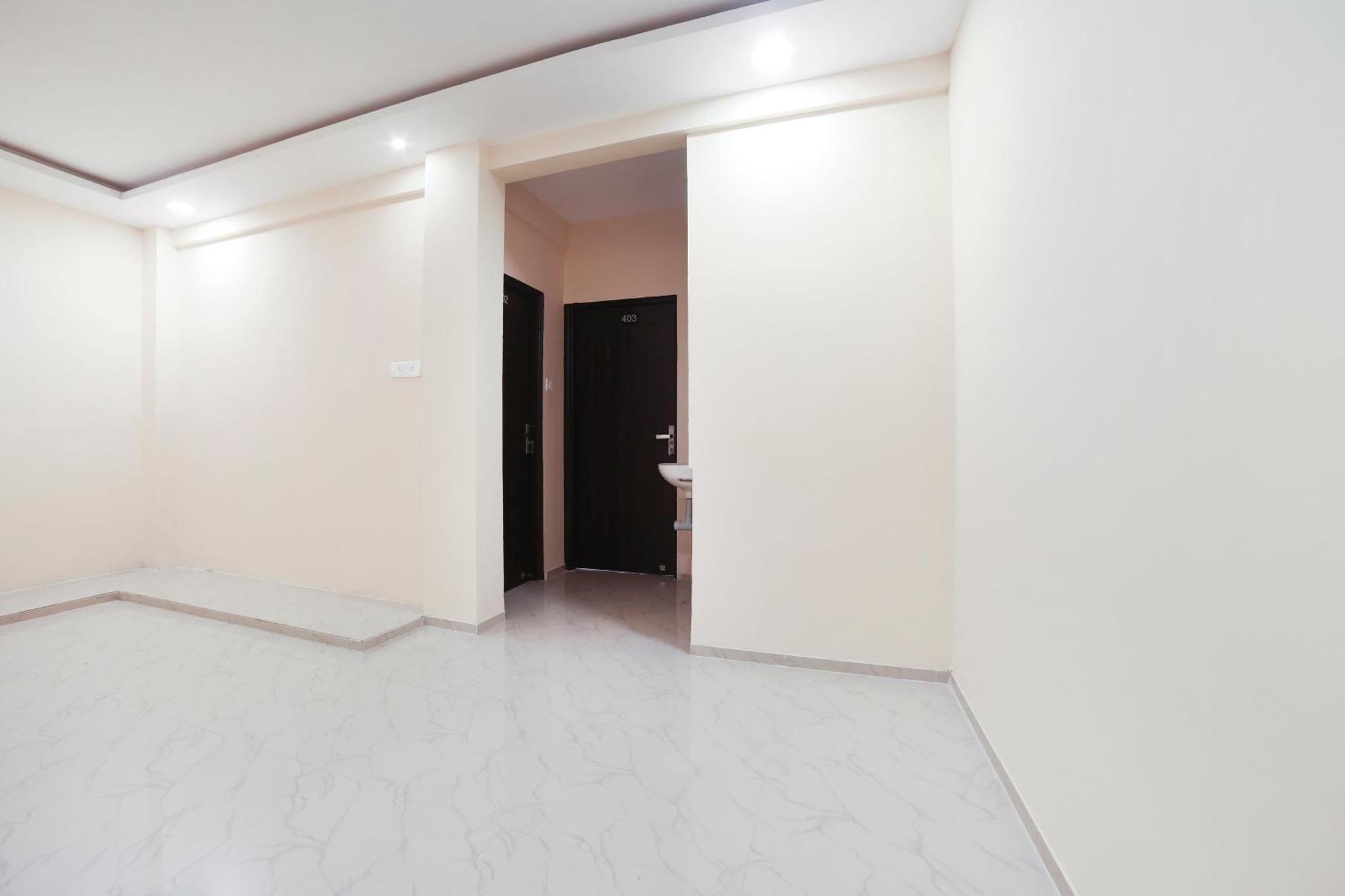 נאגפור Hotel O Club Metro מראה חיצוני תמונה